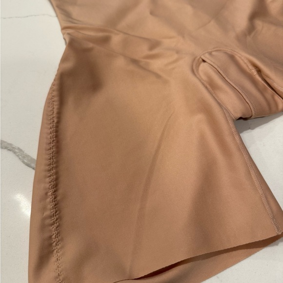 NWT Honeylove SuperPower Short Shapewear - Picture 7 of 13